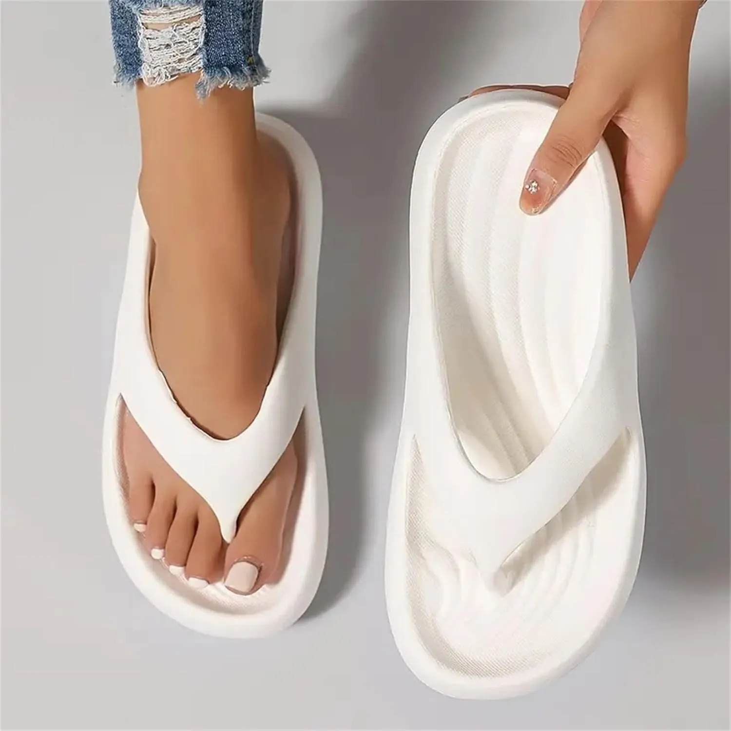 Arch Support Flip Flops for Women Plantar Fasciitis Orthopedic Sandals for Women Arch Support Walking Sandals Platform Recovery Flipflops Pillow Soft Summer Beach Shoes Non-slip Comfort Lightweight