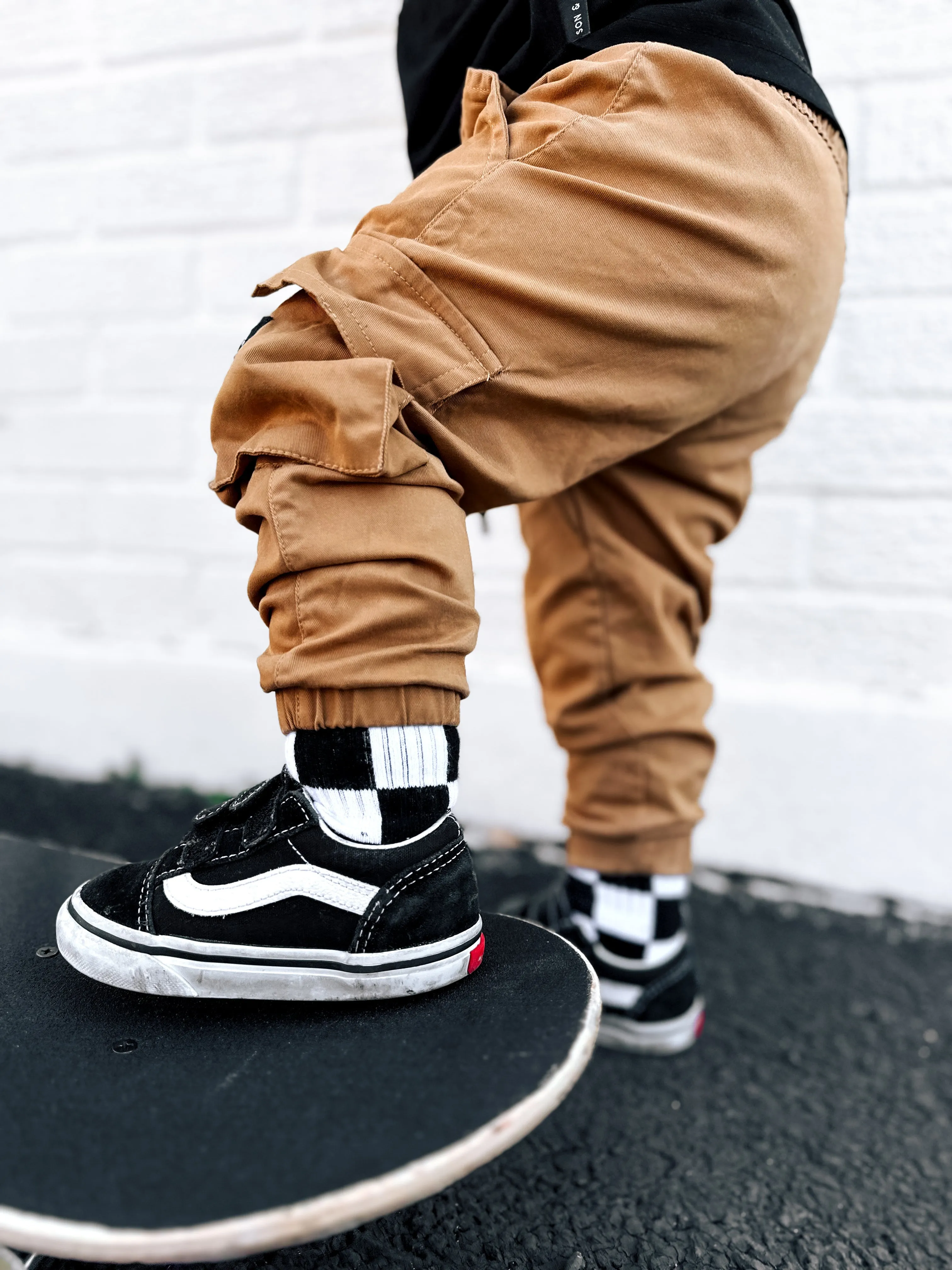Black   White Checker