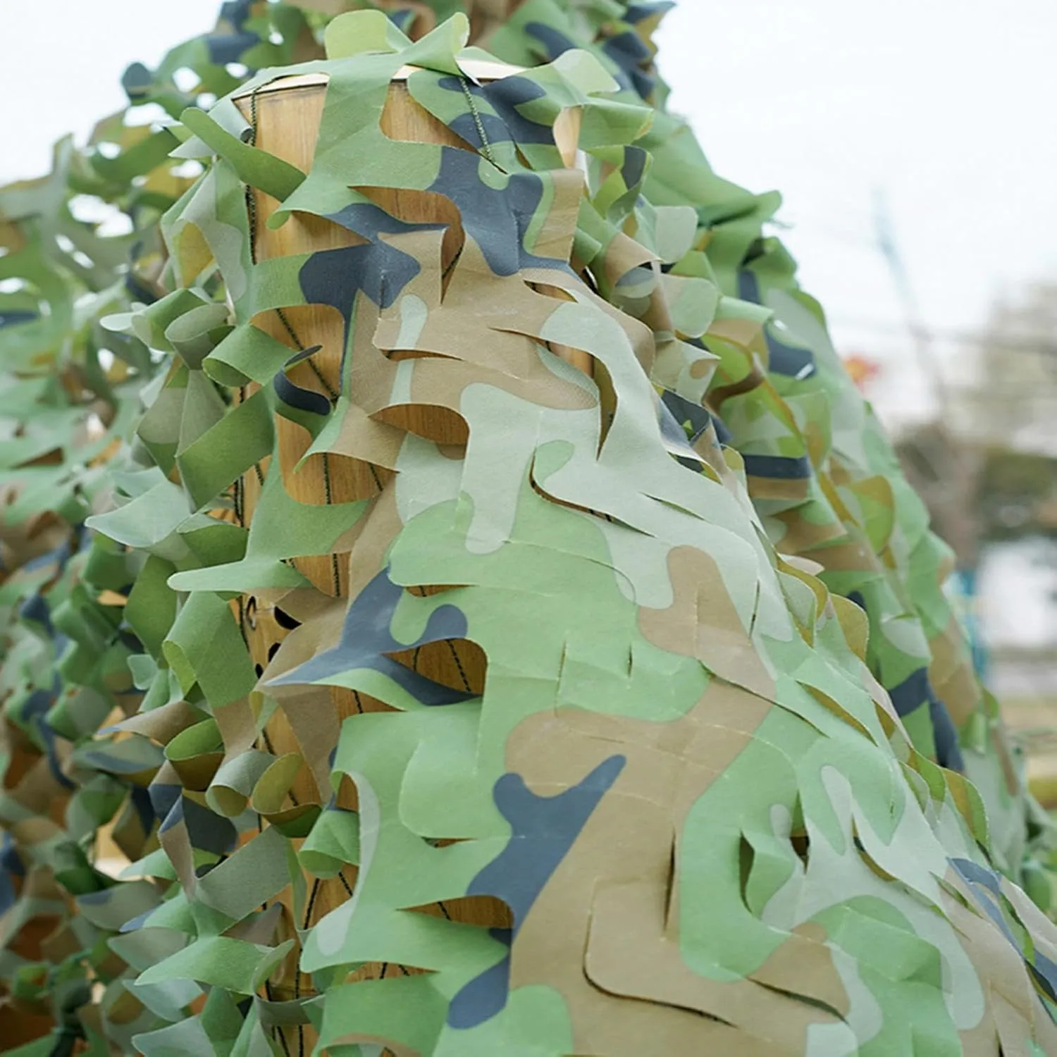 Camouflage Netting Military,Tear-Resistant Camo Net,Lightweight 150D Oxford Fabric,Garden Sunscreen Nets,for Car Camping Outdoor Hunting Woodland,5x6m(16 * 20ft)-Green