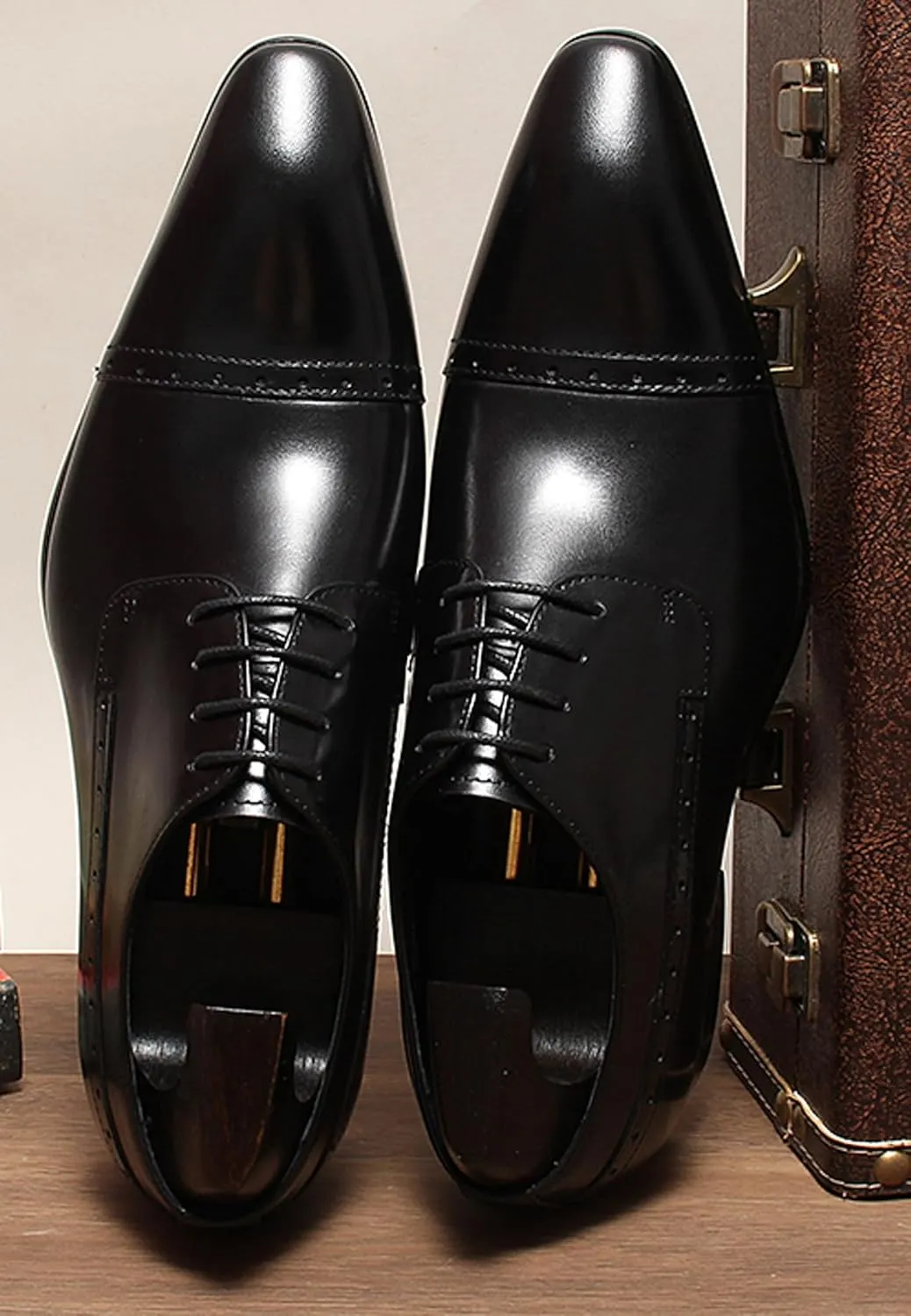 Men’s Leather Cap Toe Oxfords Dress Shoes – Lace-Up Brogue Formal Derby Shoes with Cushioned Insole & Slip-Resistant Sole for Business, Office & Wedding
