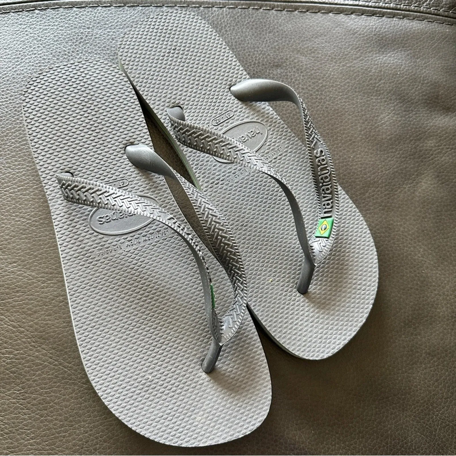 PanacheProse Havaianas Brazil Logo Size US Women’s 11/12,Men’s 9/1M Gray Flip Flop S…
