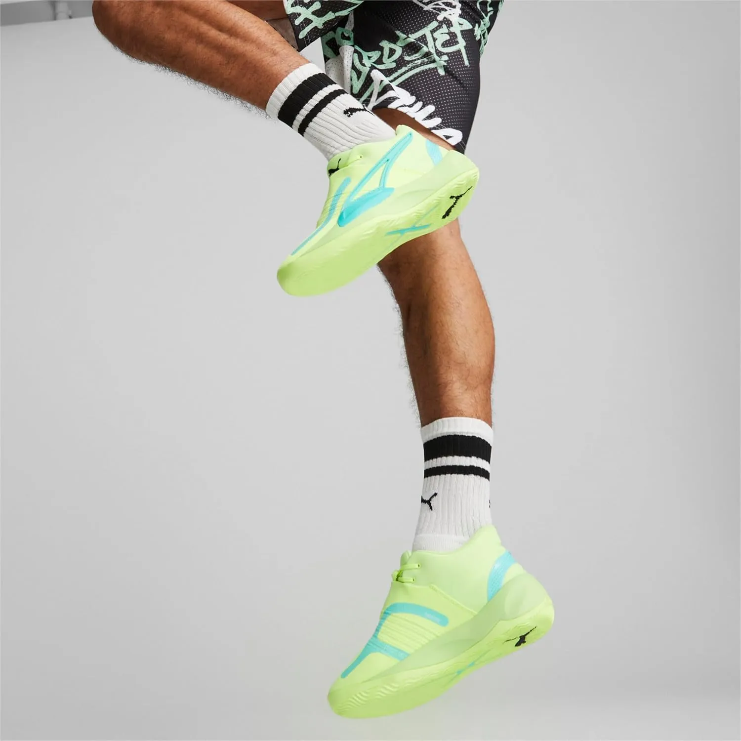 PUMA Men's Basketball Shoe