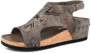 ROPER Women's Josie Aztec Loafer