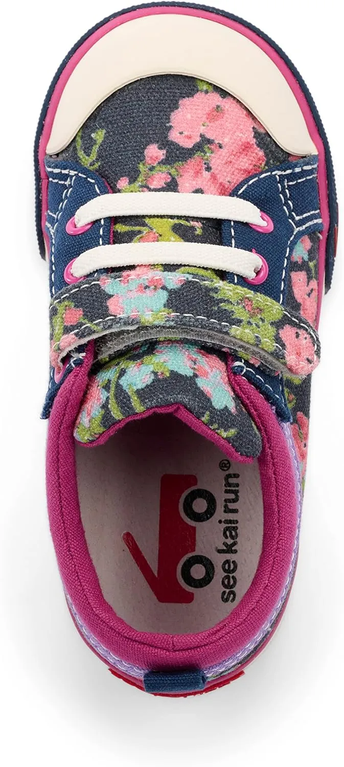See Kai Run Unisex-Child Kristin Sneaker