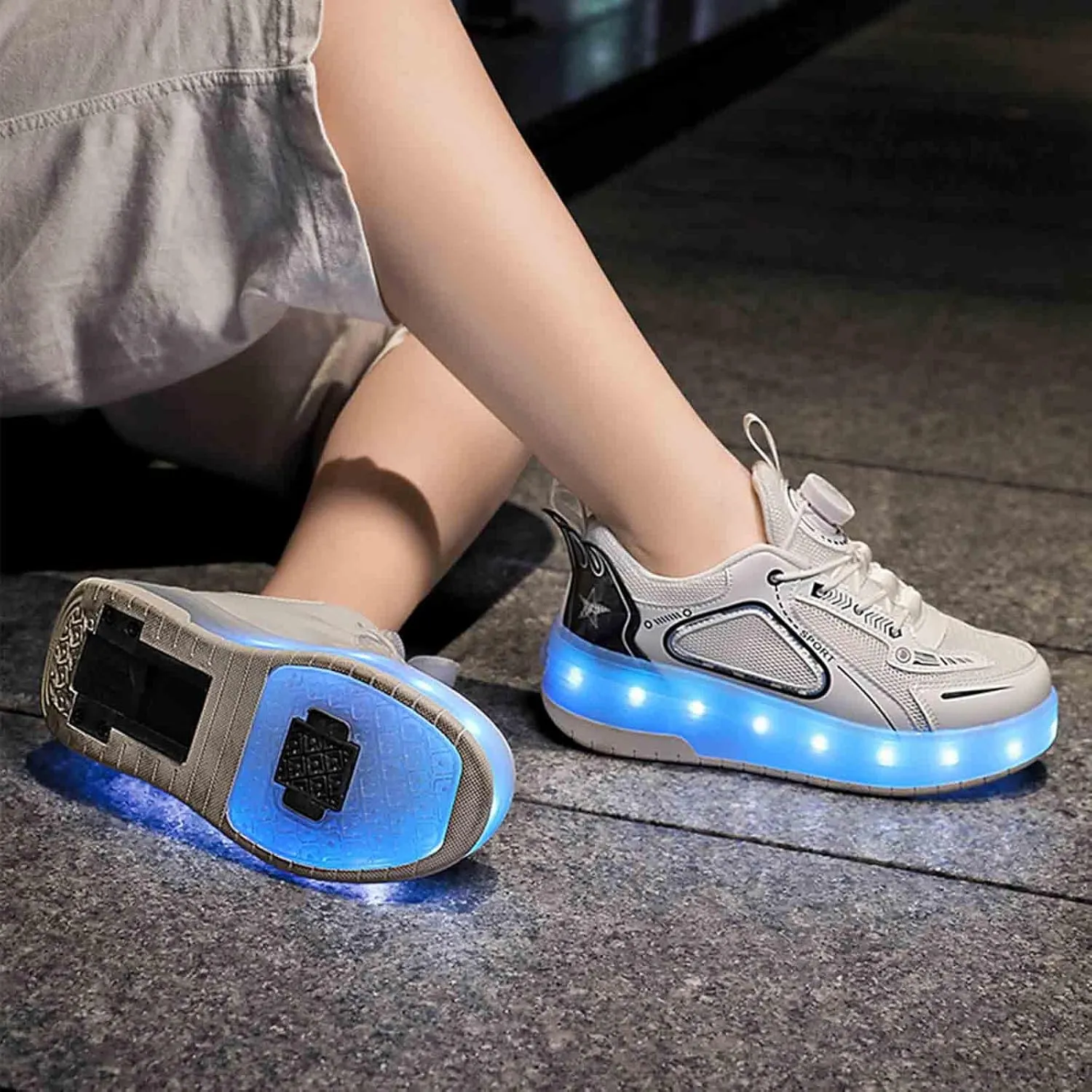 USB LED Light Up Kids Roller Skate Shoes with Wheels, Sneakers for Boys Girls Birthday Thanksgiving Christmas Day