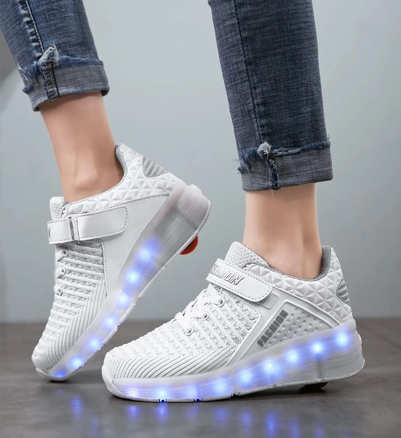 USB Rechargeable Roller Shoes Sneakers for Boys Girls Kids Gift LED Light Up Wheels Shoes Roller Skates