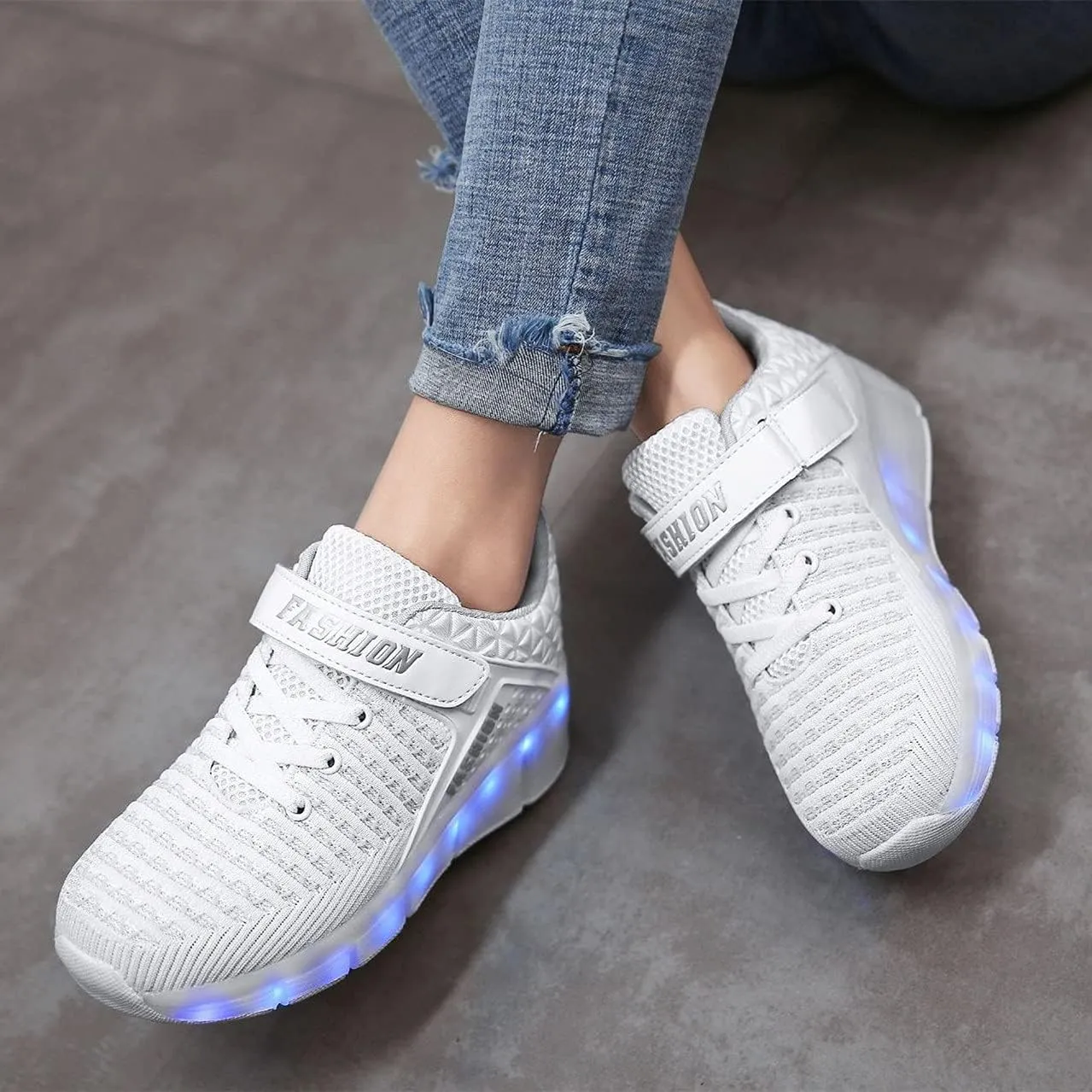 USB Rechargeable Roller Shoes Sneakers for Boys Girls Kids Gift LED Light Up Wheels Shoes Roller Skates