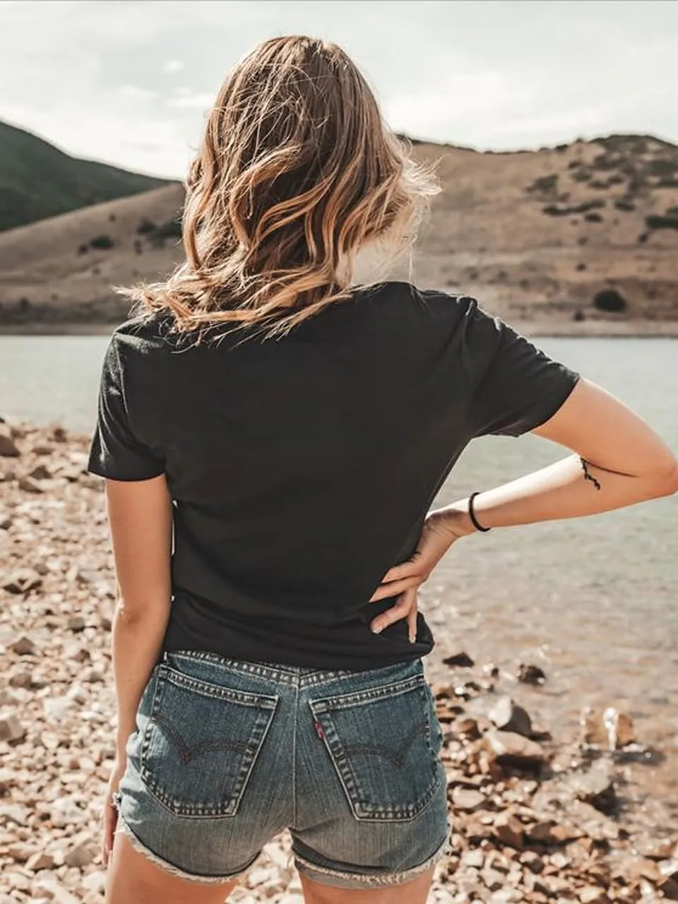 Women Adventure Shirts Retro Desert Sunrise T-Shirt Funny Hike Mountain Nature Travel Graphic Workout Tees Tops