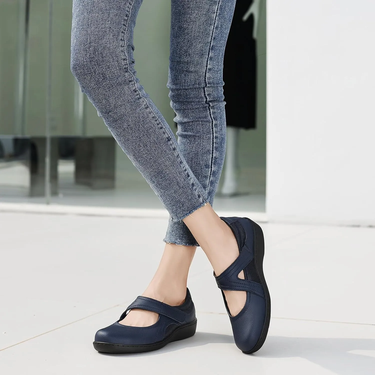 Women's Classic Comfort Mary Jane Flats Fashion Casual Dress Shoes Cute Closed Toe Slip On Lightweight Breathable Walking Shoes