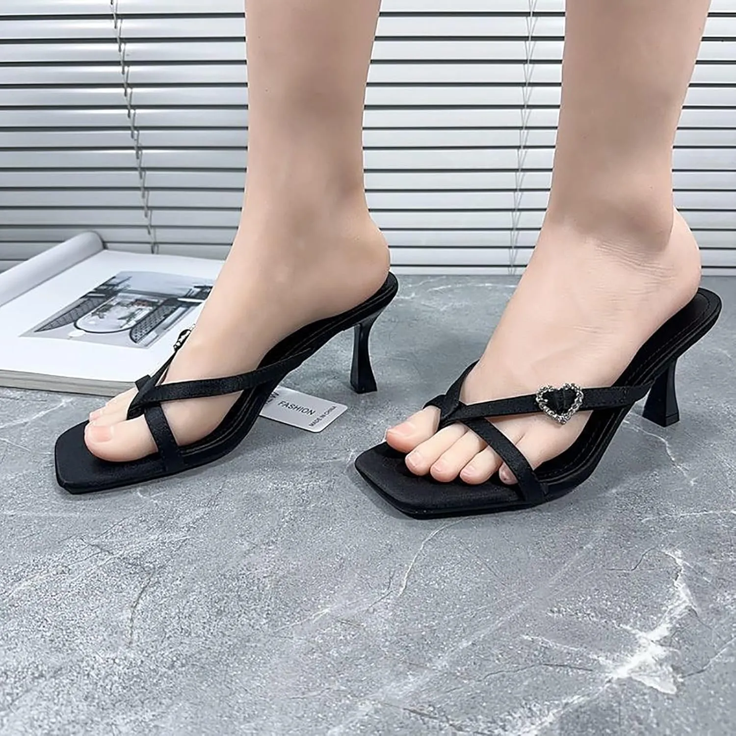 Women's Heart Shaped Buckle Thong Stiletto Sandals Fashion Slip On Square Open Toe Kitten Heel Flip Flops Summer T Strap High Heel Dressy Slide Shoes