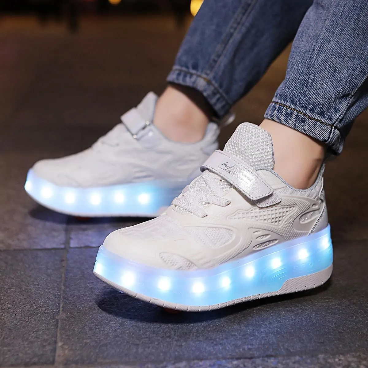 Ylllu Kids LED Roller Skate Shoes with Single Wheel Light up Roller Shoes Gift for Girls Boys Children